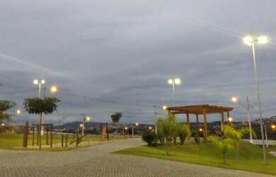 Imagem: O terreno possui 250m² de Área e está localizado em Vila