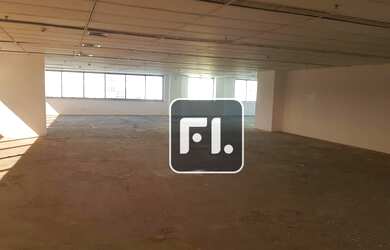 Imagem: O depósito possui 5 Vagas na garagem, 375m² de Área e está