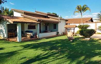 Imagem: A fazenda possui 95m² de Área e está localizado em Parque