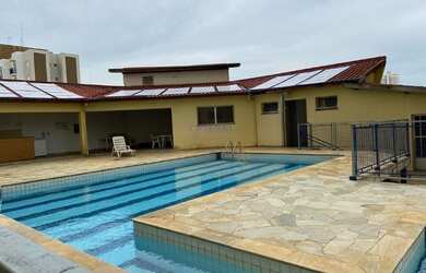 Imagem: O apartamento possui 2 Dormitórios, 2 Banheiros, 2 Vagas na