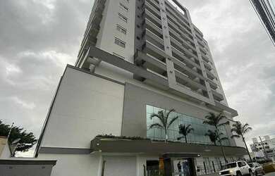 Imagem: O apartamento possui 5 Dormitórios, 2 Banheiros, 1 Vaga na