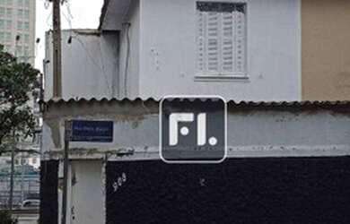 Imagem: O depósito possui 1 Vaga na garagem e 170m² de Área e está