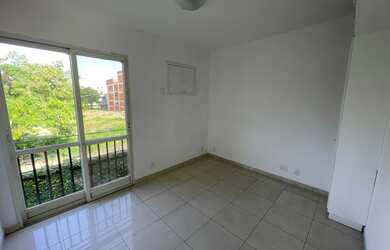 Imagem 14: Casa de condomínio possui 170m² com 3 quartos sendo 1 suíte, mais dependência...