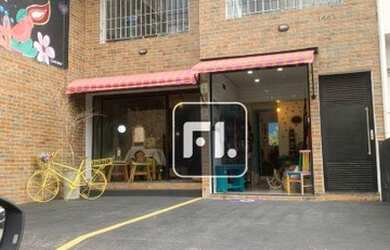 Imagem: O depósito possui 1 Vaga na garagem, 120m² de Área e está