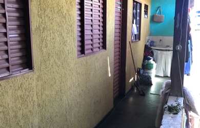 Imagem: A kitnet possui 1 Dormitório, 1 Banheiro, Varanda e está