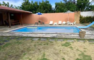 Imagem 4: Casa em Aquiraz Casa com 4 dormitórios