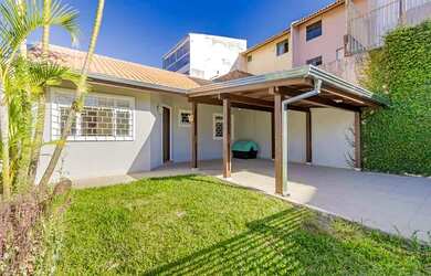 Imagem: A casa em condomínio possui 2 Dormitórios, 2 Banheiros, 2