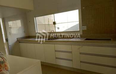 Imagem 10: Linda Casa no Condomínio Alta Vista