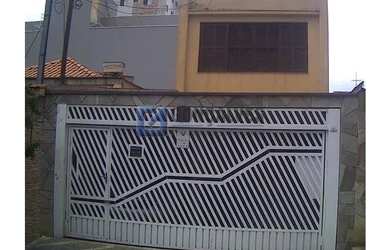 Imagem: A casa possui 2 Dormitórios, 2 Banheiros, 2 Vagas na garagem