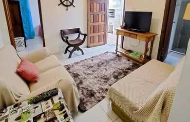 Imagem: A casa possui 2 Dormitórios, 2 Banheiros, 1 Vaga na garagem