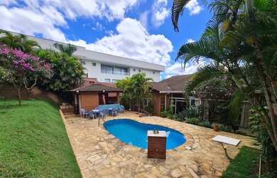 Imagem: A casa em condomínio possui 4 Dormitórios, 5 Banheiros, 5