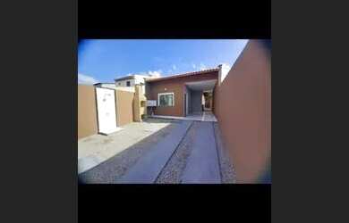 Imagem: A casa possui 2 Dormitórios, 1 Banheiro, 1 Vaga na garagem