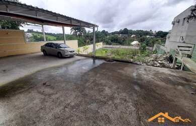 Imagem: O terreno possui 1.072m² de Área e está localizado em Arujázinho