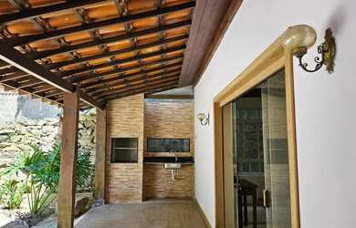 Imagem 2: Casa para aluguel tem 250 metros quadrados com 4 quartos