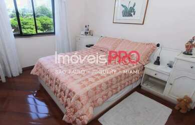 Imagem 16: Localizado em bairro arborizado com 215m² com 4 vagas no Alto da Boa...