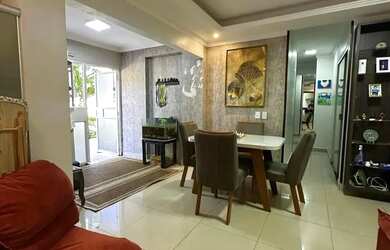 Imagem: O apartamento possui 4 Dormitórios, 1 Banheiro, 1 Vaga na garagem