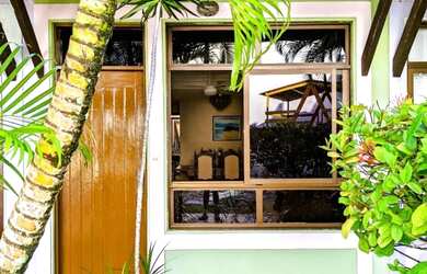 Imagem: A casa em condomínio possui 2 Dormitórios, 3 Banheiros, 1