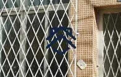 Imagem: A casa possui 2 Dormitórios, 2 Banheiros, 1 Vaga na garagem