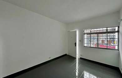 Imagem: A casa possui 3 Dormitórios, 3 Banheiros, 2 Vagas na garagem