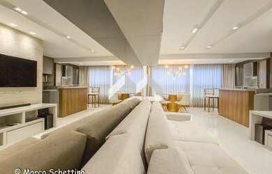 Imagem: O apartamento possui 1 Dormitório, 1 Banheiro, 1 Vaga na garagem