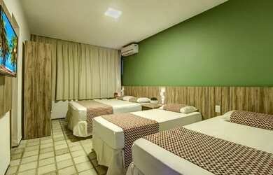 Imagem 11: ALUGO POR TEMPORADA - Mansão Vista Mar-35 Pessoas-8 Suítes AR/TV/BOX/Água...