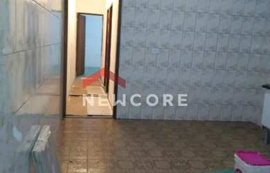 Imagem: A casa possui 3 Dormitórios, 3 Banheiros, 1 Vaga na garagem