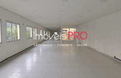 Imagem: O depósito possui 5 Vagas na garagem, 680m² de Área e está