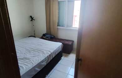 Imagem: O apartamento possui 1 Dormitório, 1 Banheiro, 1 Vaga na garagem