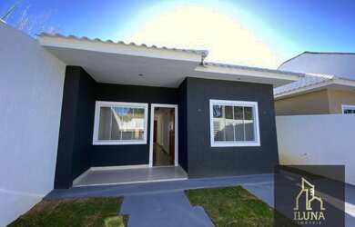 Imagem: A casa possui 2 Dormitórios, 2 Banheiros, 2 Vagas na garagem