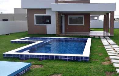 Imagem: A casa em condomínio possui 3 Dormitórios, 2 Banheiros, 3