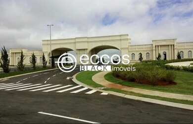 Imagem: O terreno possui 582m² de Área e está localizado em Nova