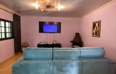 Imagem: A fazenda possui 6000m² de Área e está localizado em Centro