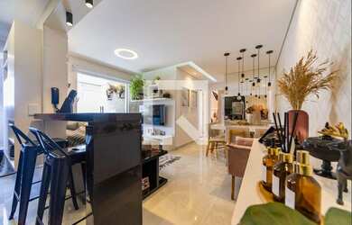 Imagem: O apartamento possui 2 Dormitórios, 2 Banheiros, 2 Vagas na