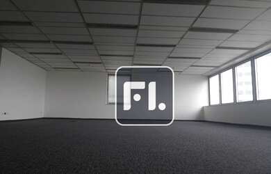 Imagem: O depósito possui 1 Vaga na garagem e 150m² de Área e está