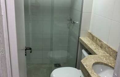 Imagem: O apartamento possui 3 Dormitórios, 1 Banheiro, 1 Vaga na garagem