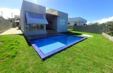 Imagem: A casa em condomínio possui 3 Dormitórios, 4 Banheiros, 1