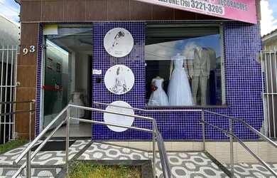 Imagem: O depósito possui 2 Vagas na garagem e 250m² de Área e está