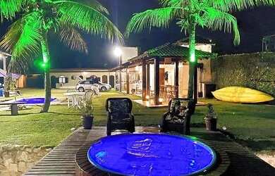 Imagem: A casa em condomínio possui 4 Dormitórios, 5 Banheiros, 2