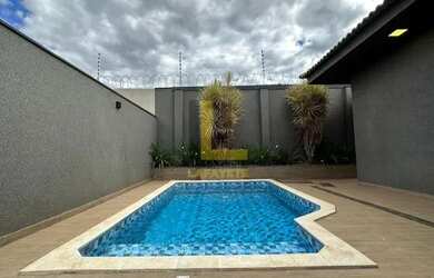 Imagem: A casa em condomínio possui 3 Dormitórios, 5 Banheiros, 2