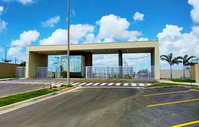 Imagem: O terreno possui 200m² de Área e está localizado em Nova