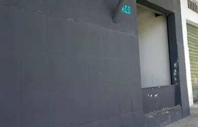 Imagem: O depósito possui 1 Vaga na garagem, 37m² de Área e está