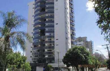 Imagem: O depósito possui 2 Vagas na garagem, 10m² de Área e está