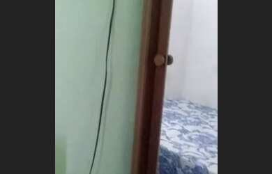 Imagem: A casa possui 1 Dormitório e 1 Banheiro e está localizado