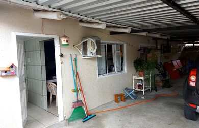 Imagem 5: Terreno com duas casas. 400m² de Área, 4 Vagas na garageme5 Dormitórios