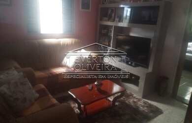 Imagem: A casa possui 3 Dormitórios, 2 Banheiros e 150m² de Área