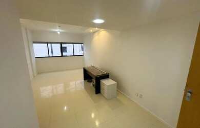 Imagem: O depósito possui 1 Vaga na garagem, 26m² de Área e está