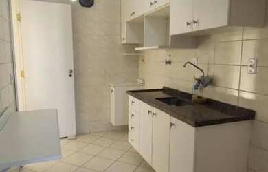 Imagem 7: Apartamento com 3 dormitórios para alugar, 79 m² por R$ 2.900,00 - Centro...