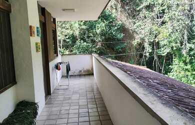 Imagem 13: Casa em condomínio beira de pista de aldeia, com vista para Mata atlântica