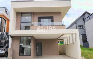 Imagem: A casa em condomínio possui 3 Dormitórios, 2 Banheiros, 2