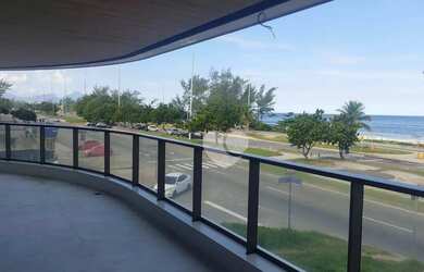 Imagem: O apartamento possui 2 Dormitórios, 3 Banheiros, 2 Vagas na